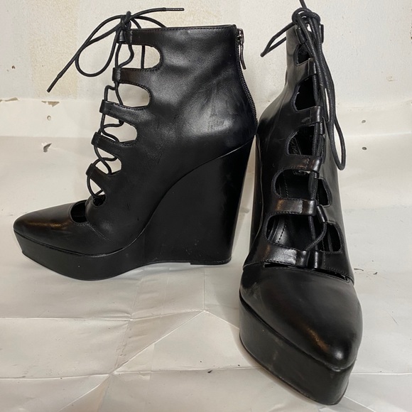 BCBG Shoes - BCBG Alfredo Lace up platform booties